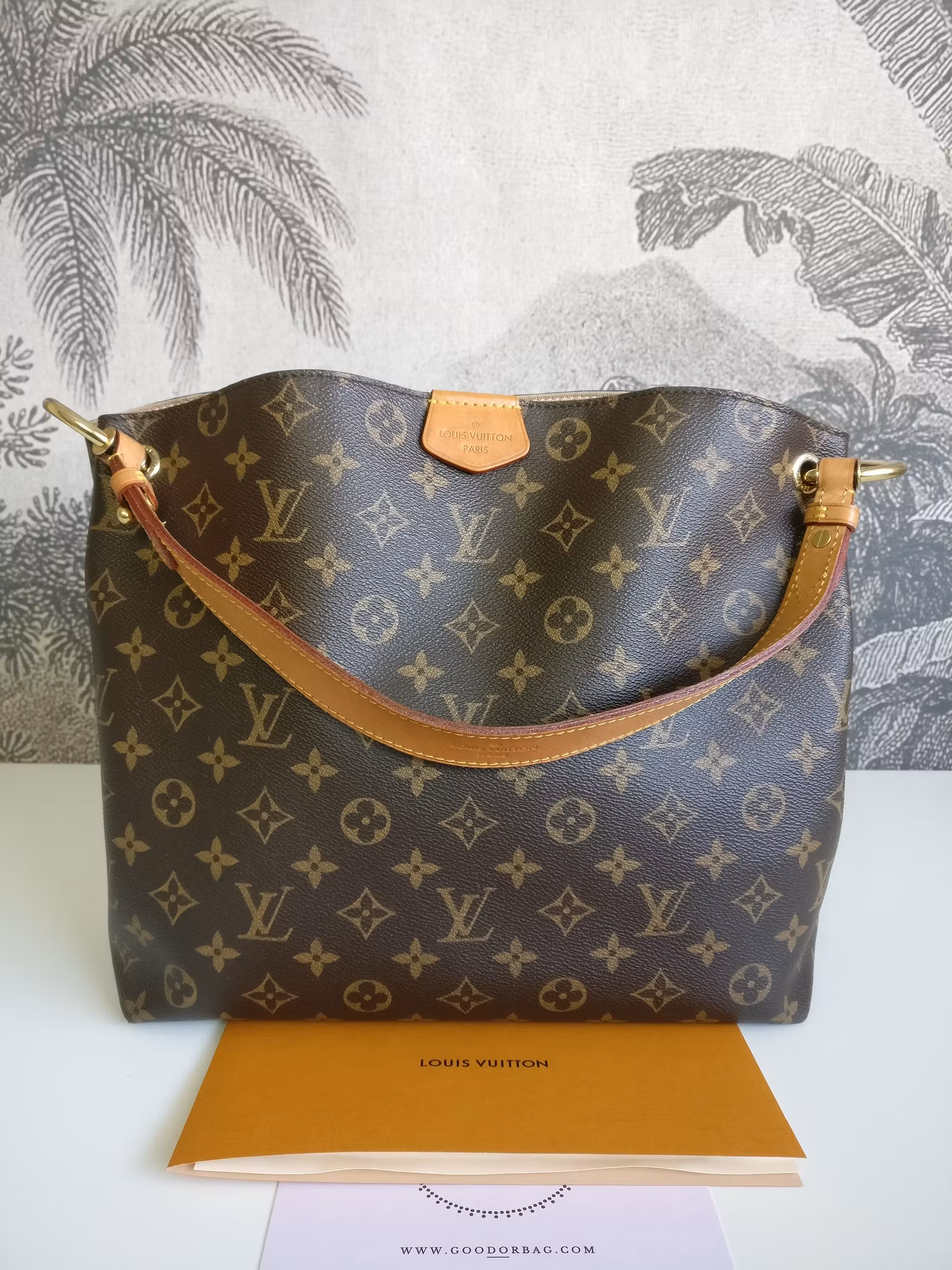 Louis Vuitton Graceful PM