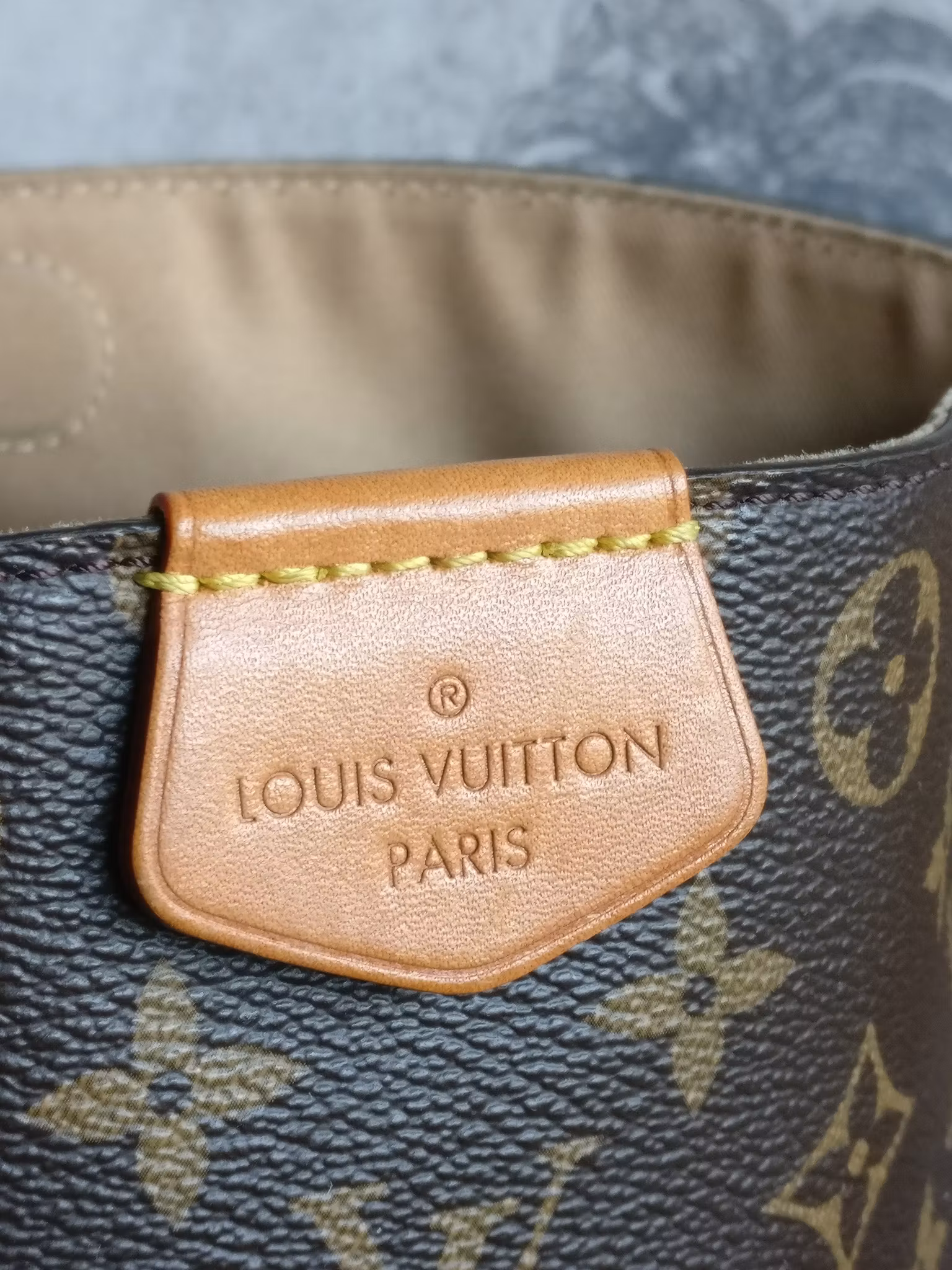 Louis Vuitton Graceful PM
