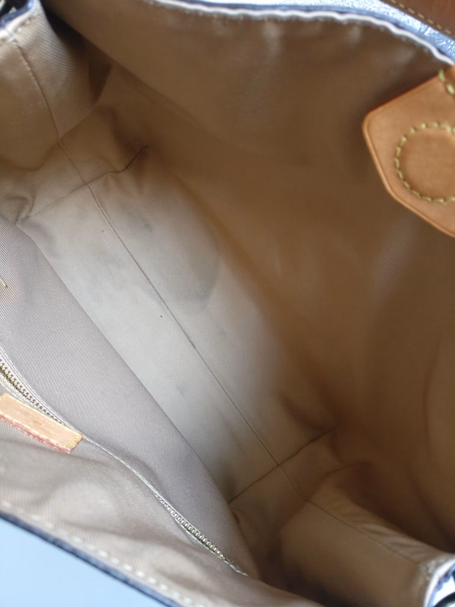 Louis Vuitton Graceful PM