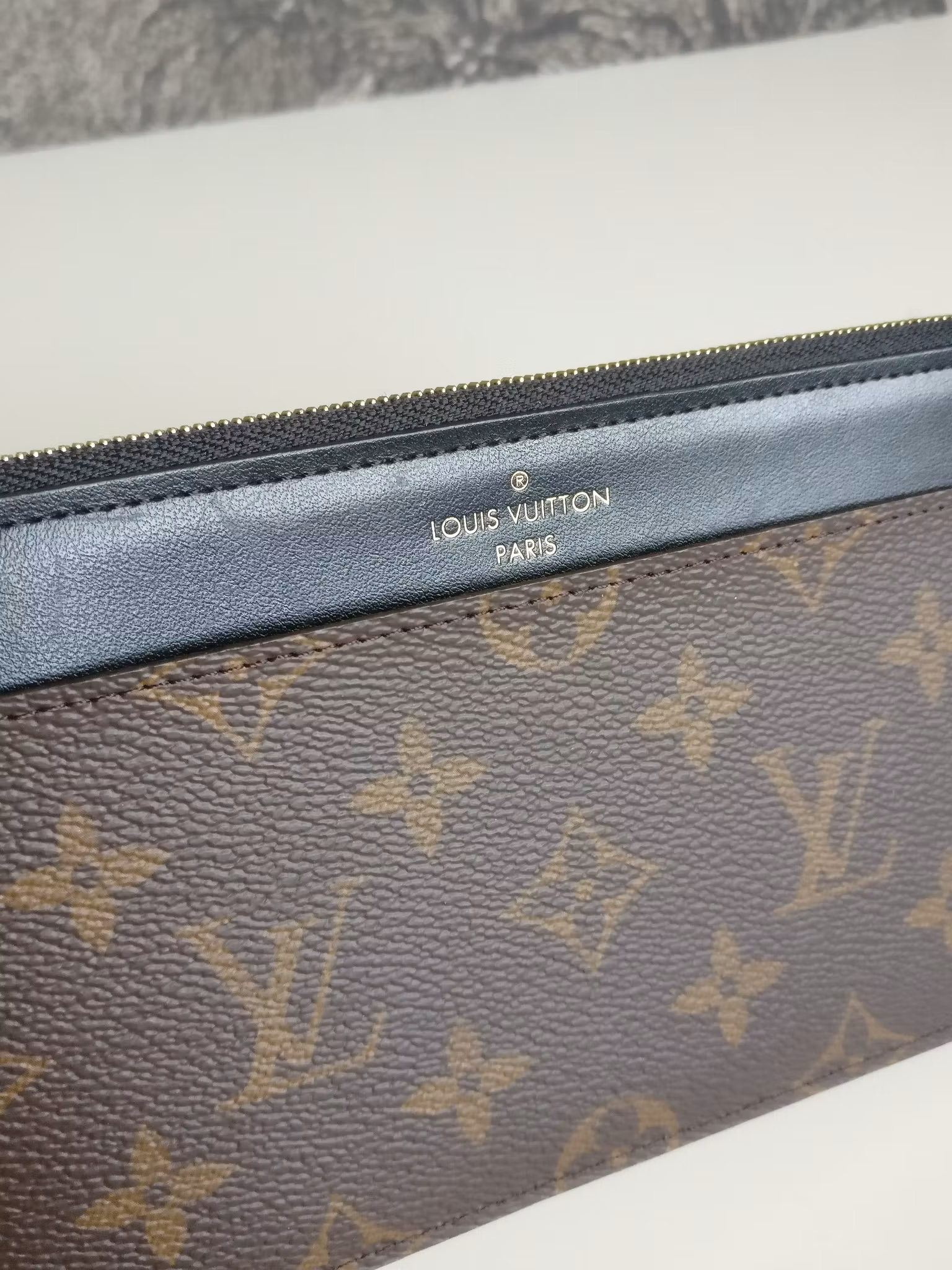 Louis Vuitton Slim Purse monogram noir