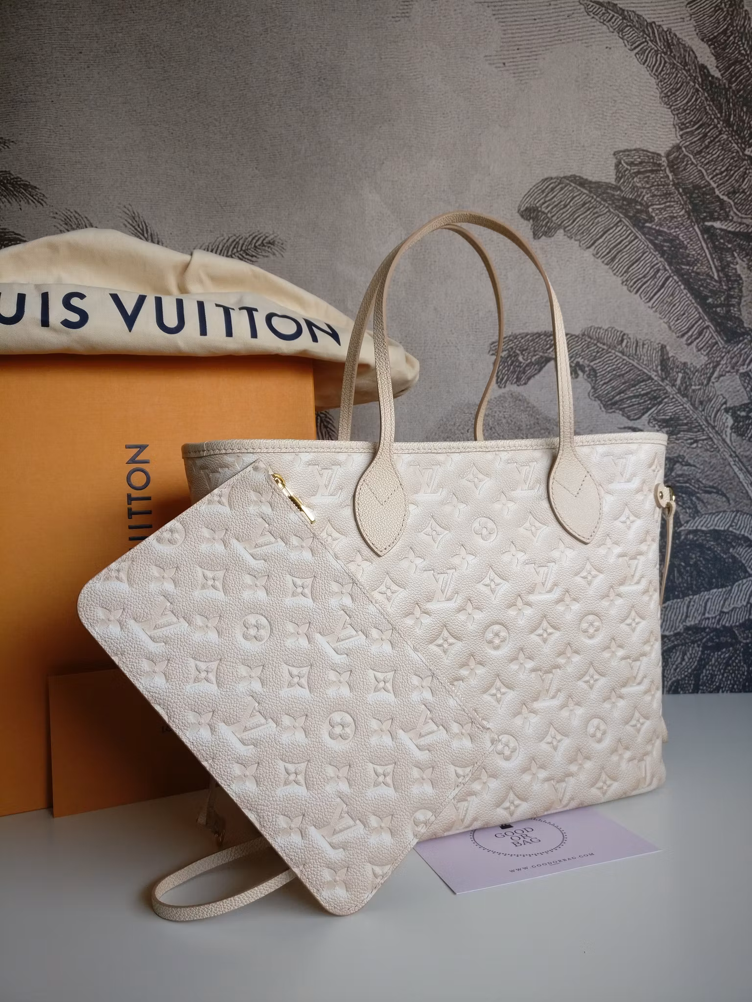 Louis Vuitton Neverfull Stardust empreinte