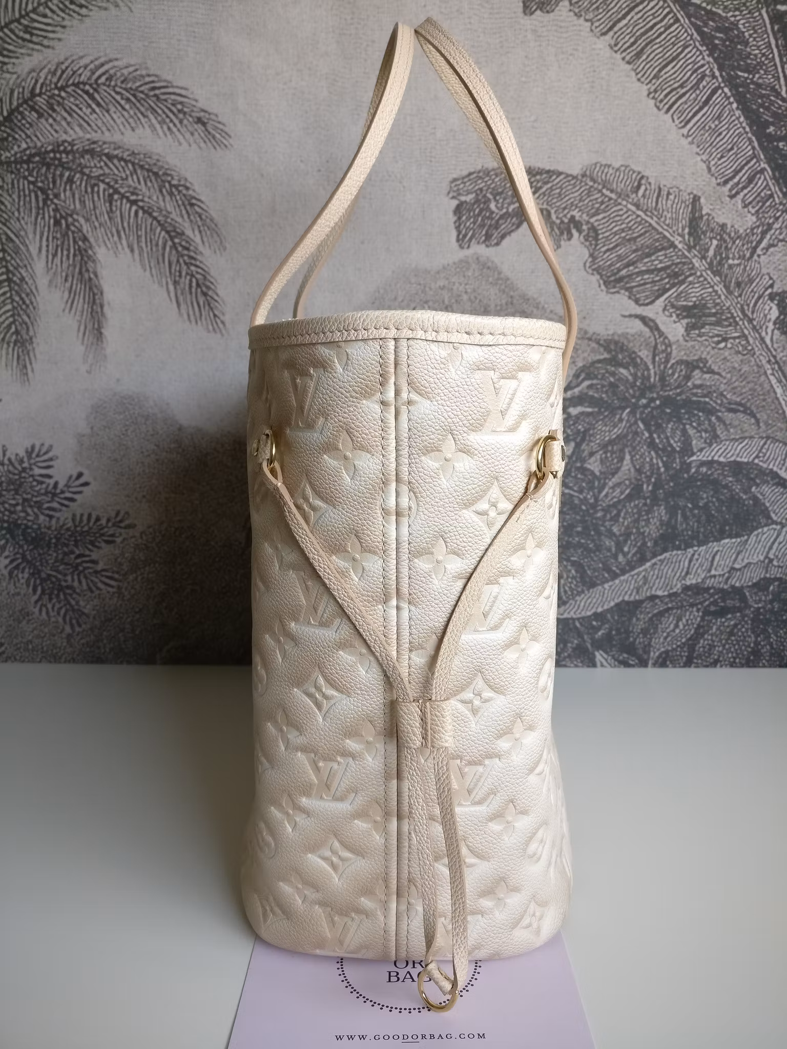 Louis Vuitton Neverfull Stardust empreinte