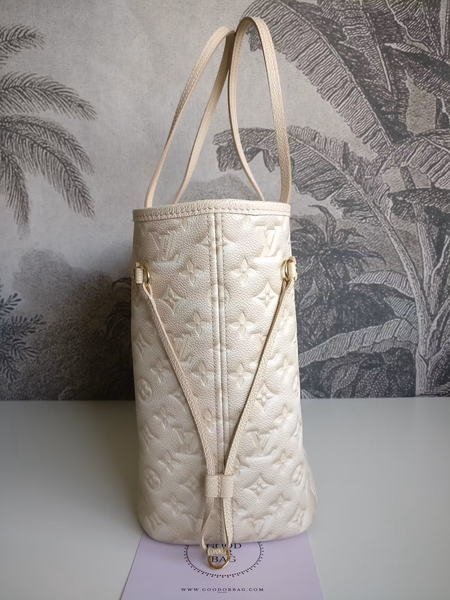 Louis Vuitton Neverfull Stardust empreinte