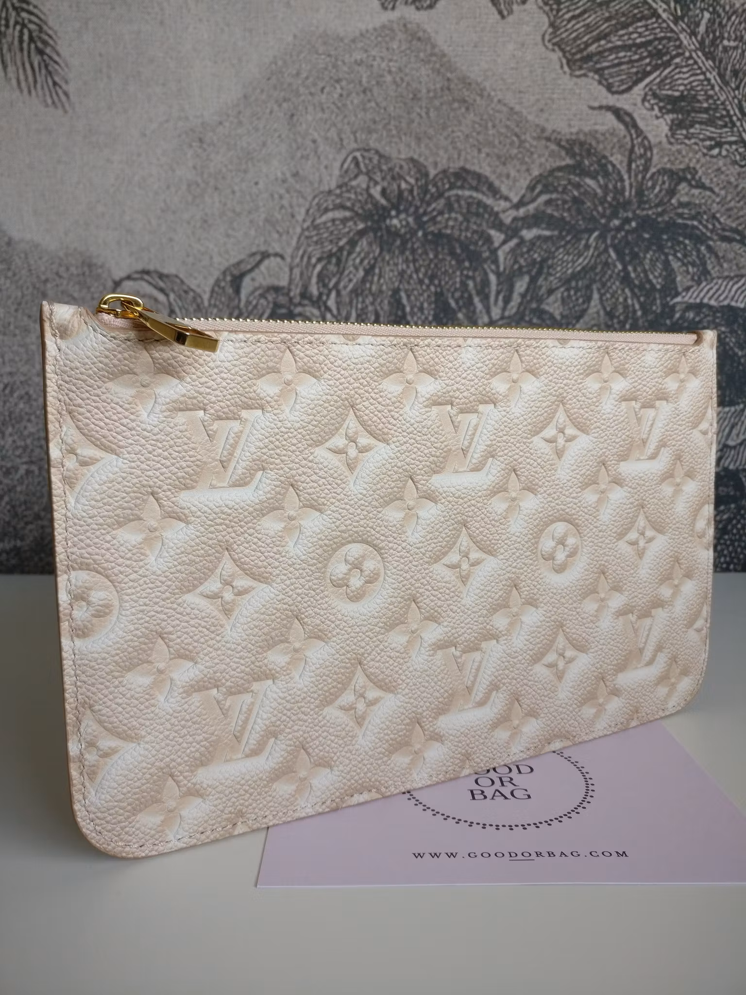 Louis Vuitton Neverfull Stardust empreinte