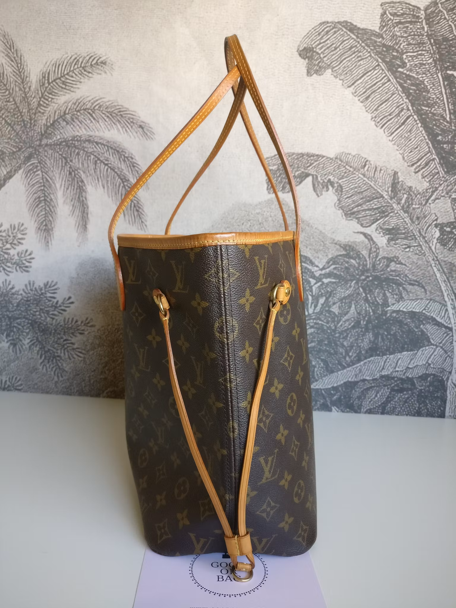 Louis Vuitton Neverfull MM monogram