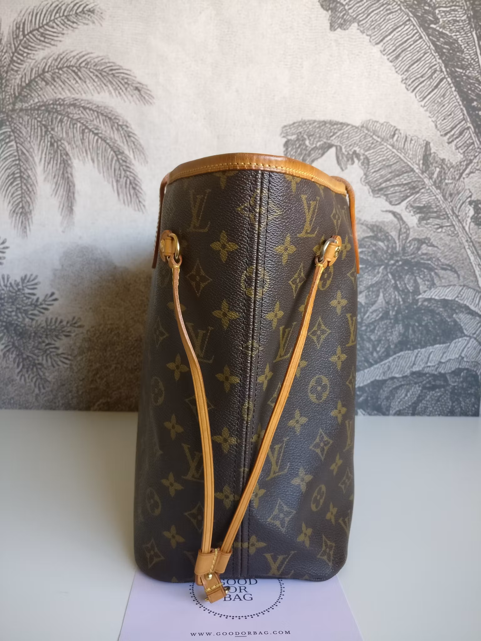 Louis Vuitton Neverfull MM monogram