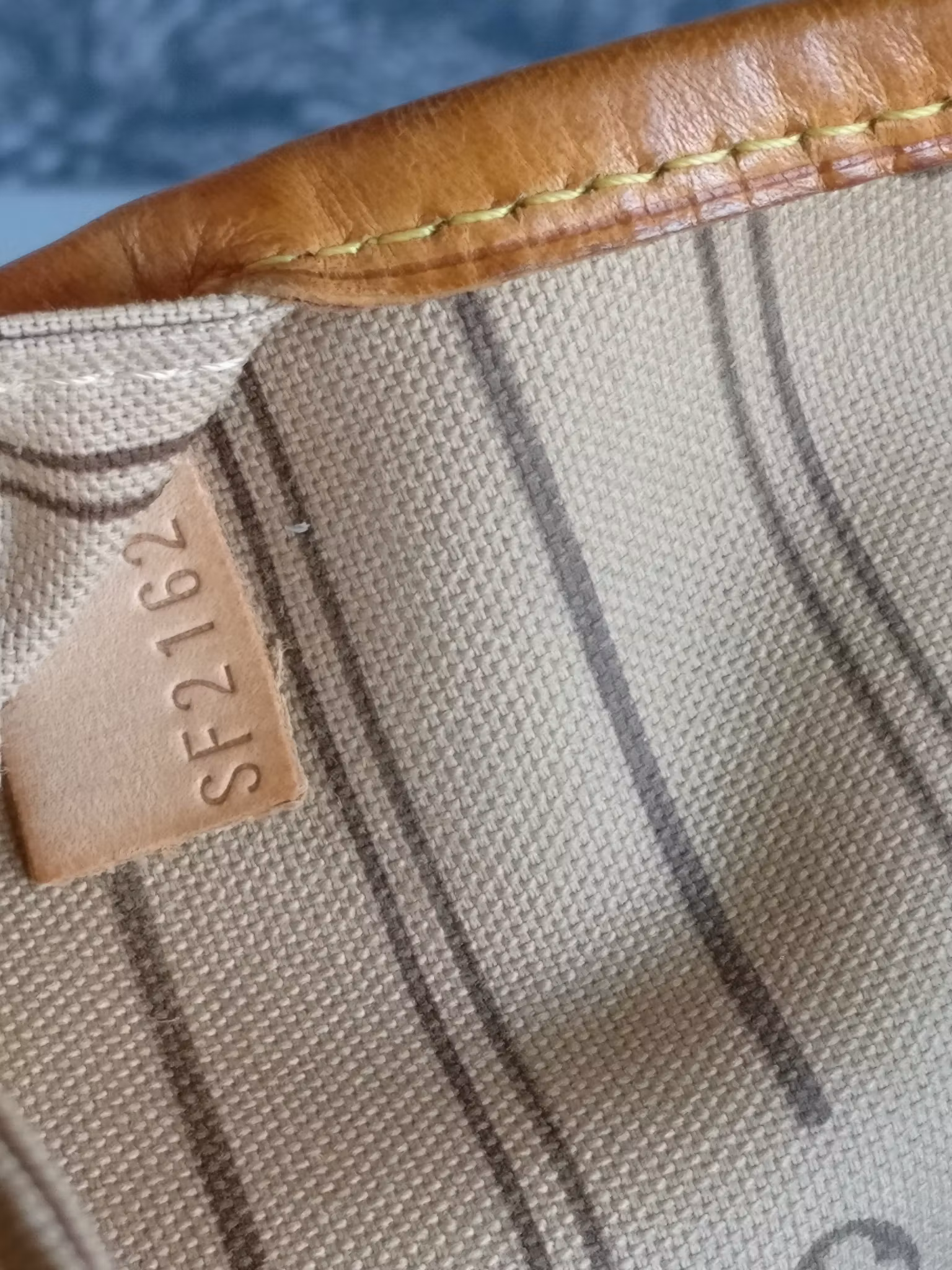 Louis Vuitton Neverfull MM monogram