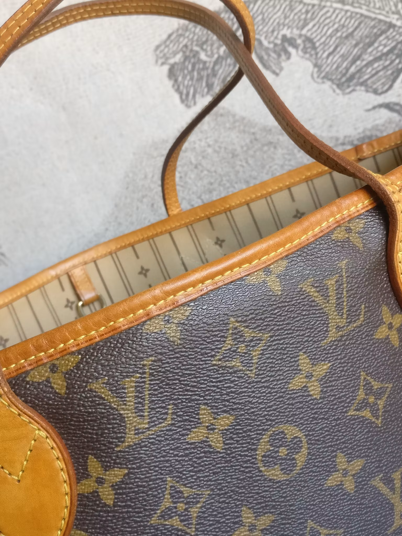 Louis Vuitton Neverfull MM