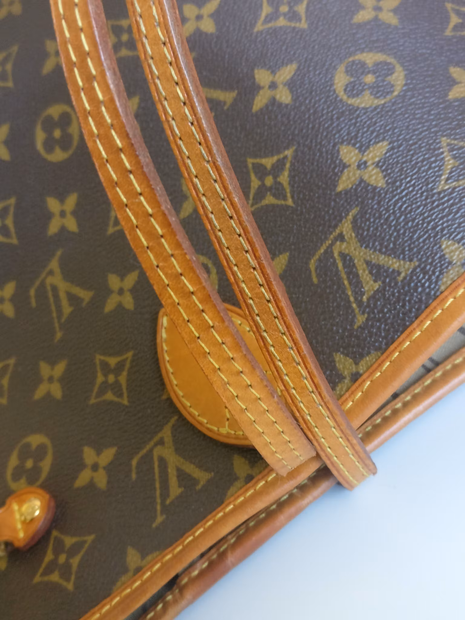 Louis Vuitton Neverfull MM