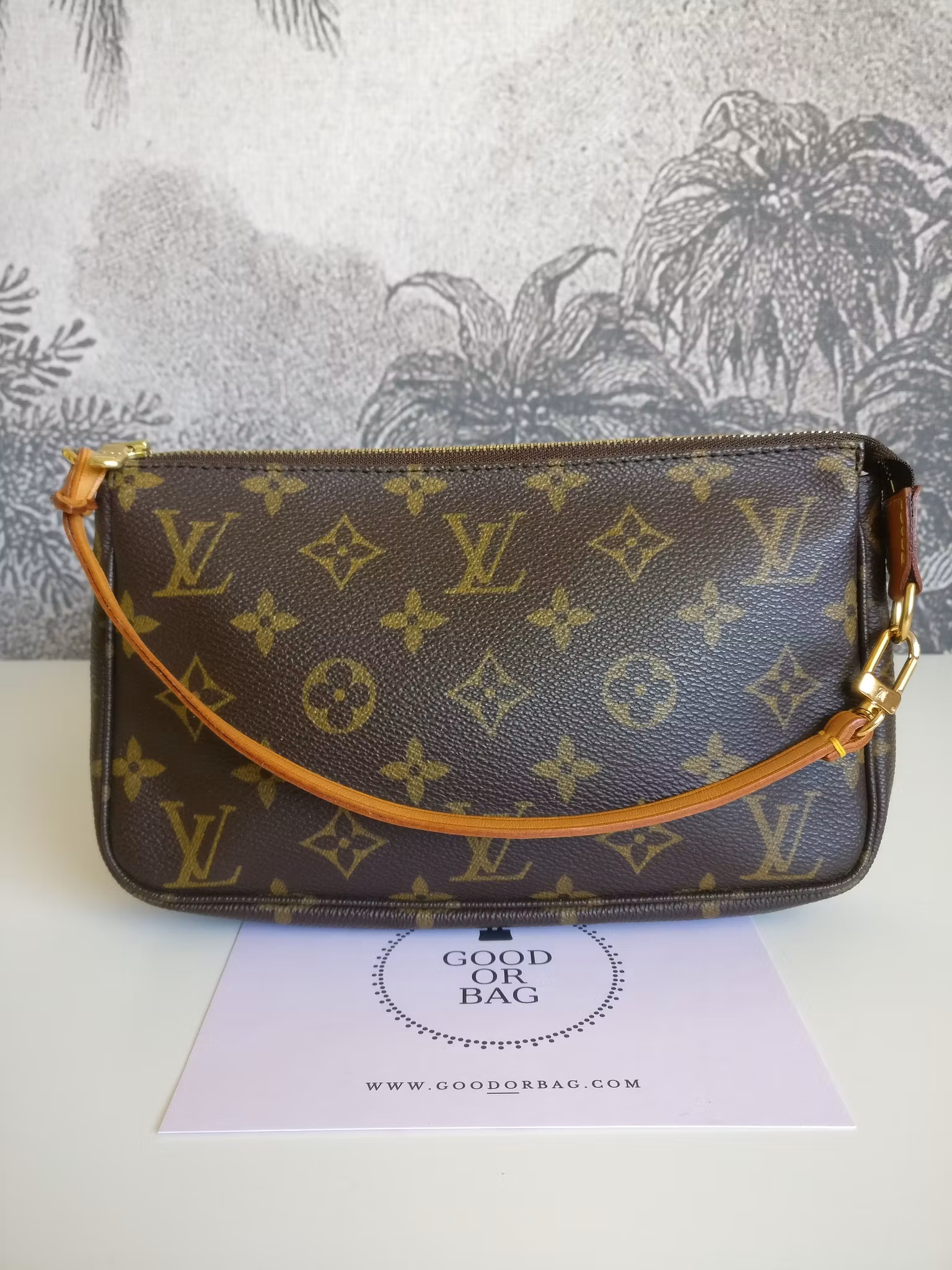 Louis Vuitton Pochette Accessoires