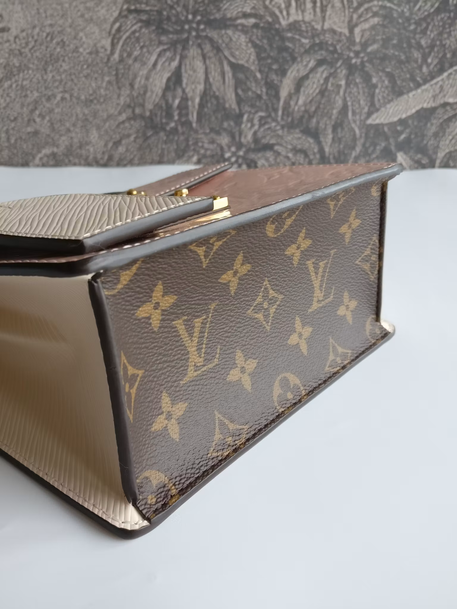 Louis Vuitton Spring Street Vernis NM pink