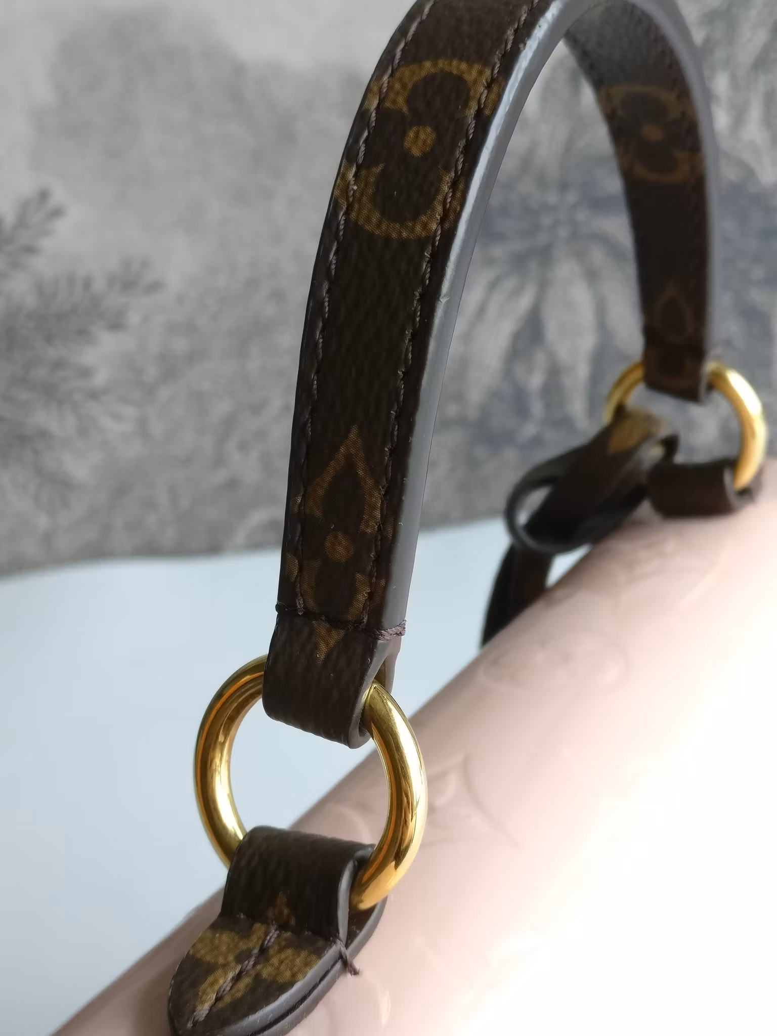 Louis Vuitton Spring Street Vernis NM pink