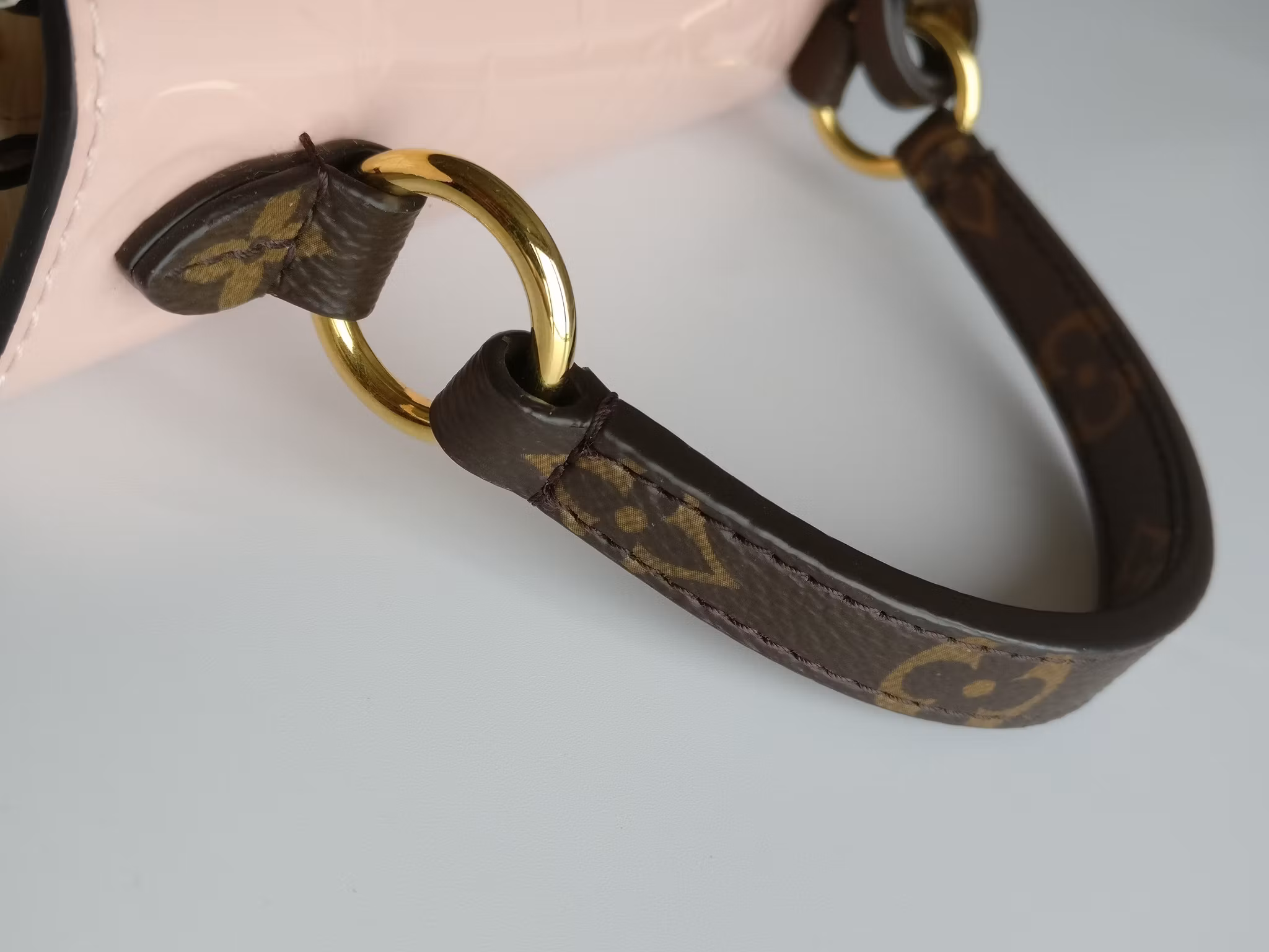 Louis Vuitton Spring Street Vernis NM pink