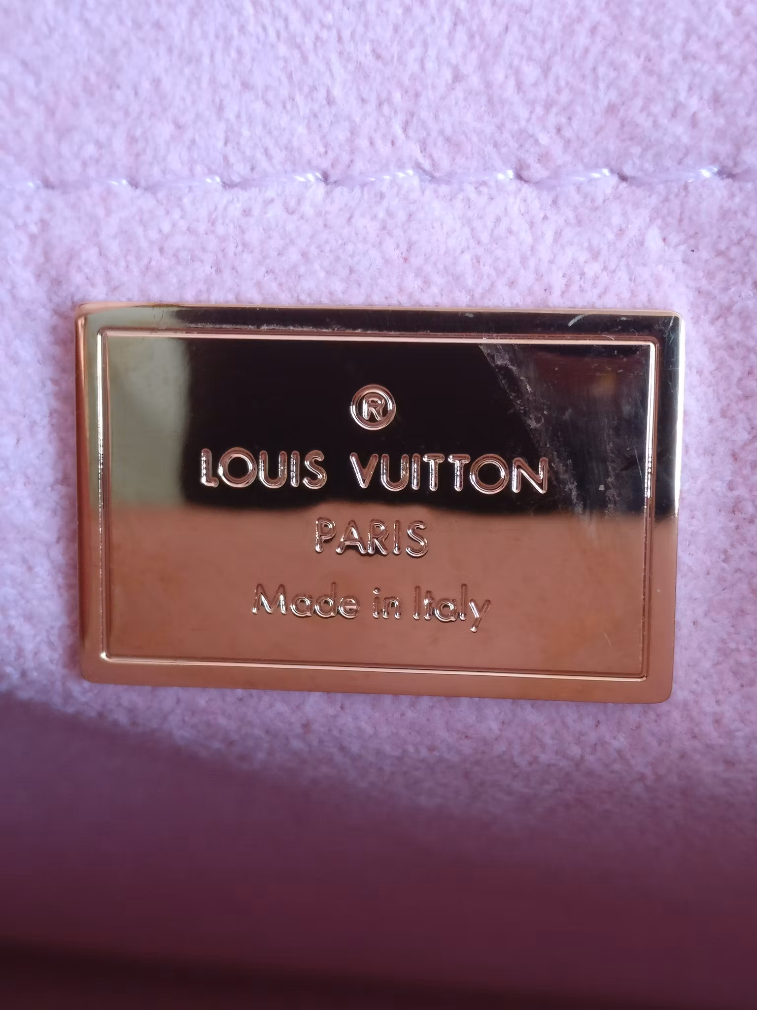 Louis Vuitton Spring Street Vernis NM pink