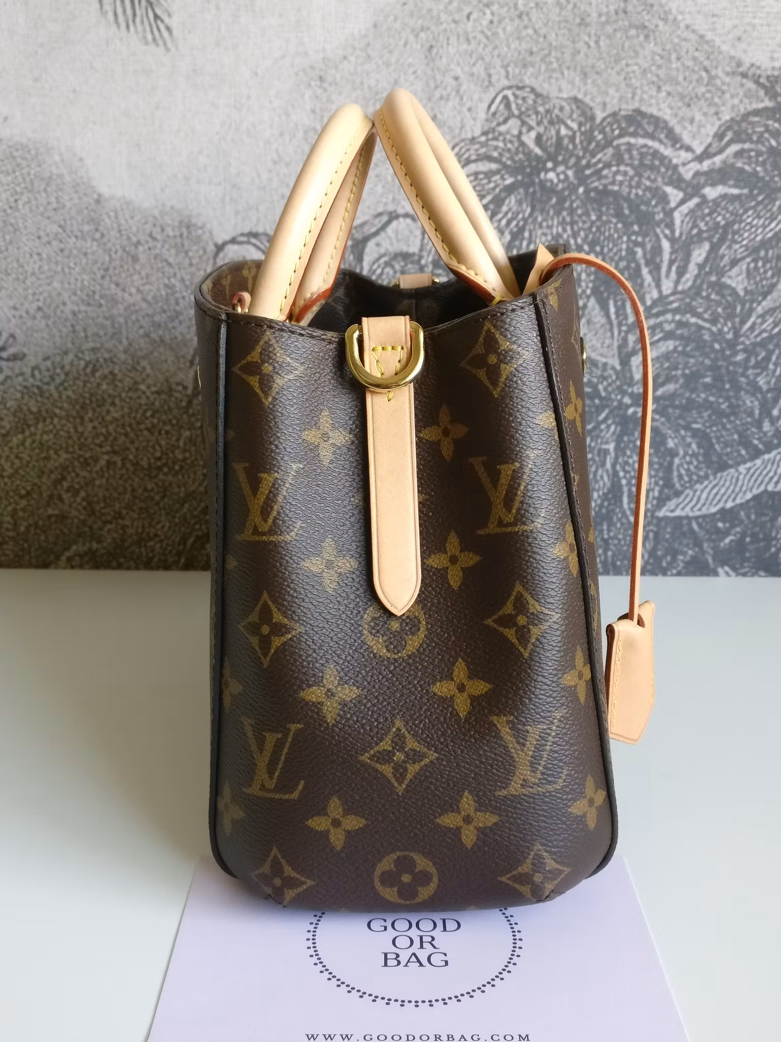 Louis Vuitton Montaigne BB