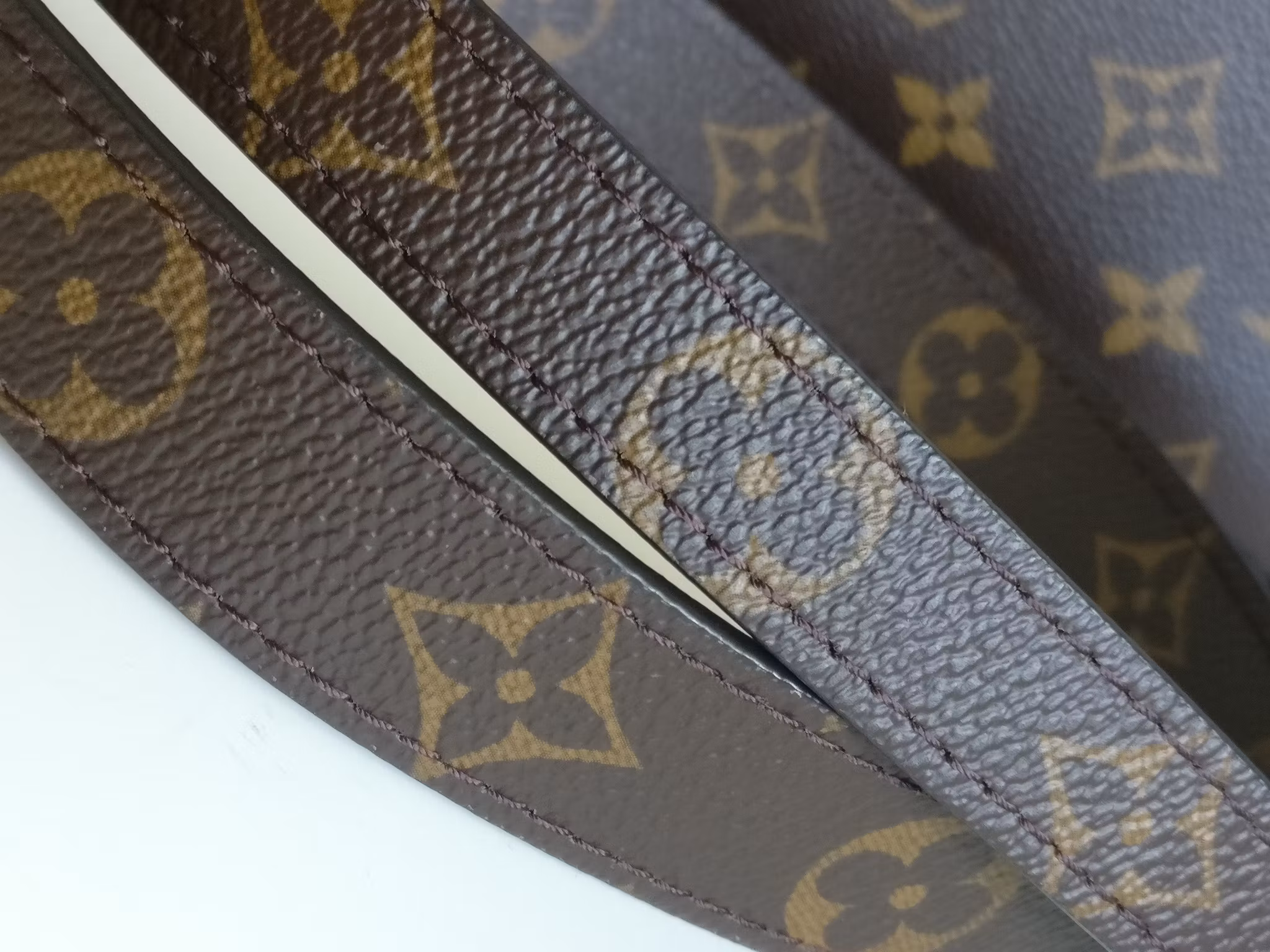 Louis Vuitton Montaigne BB