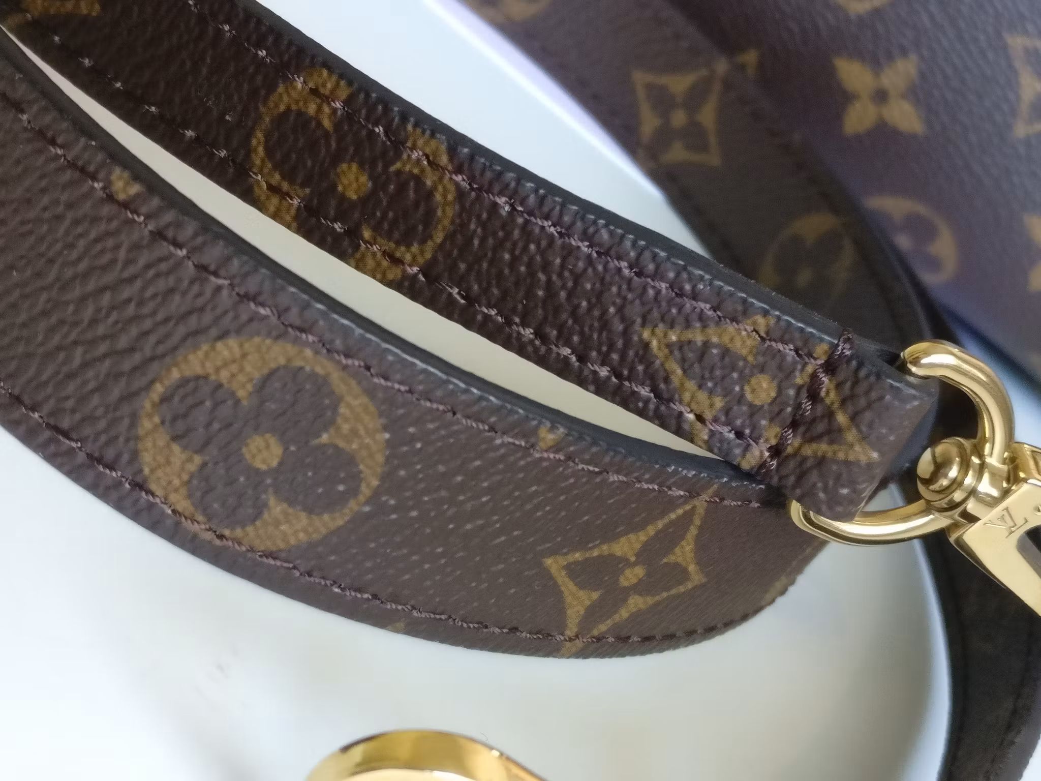 Louis Vuitton Montaigne BB