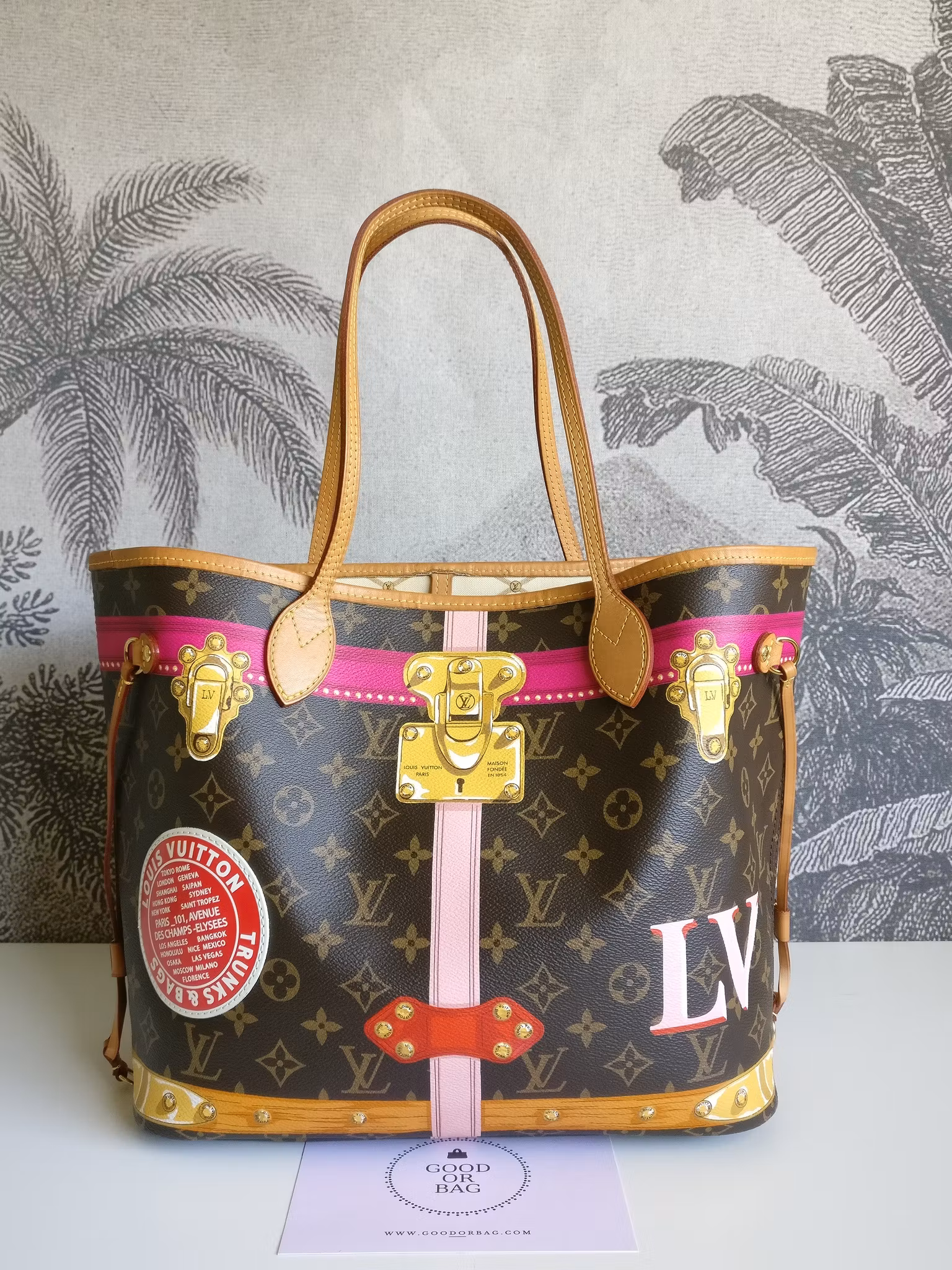 Louis Vuitton Neverfull MM Summer Trunks