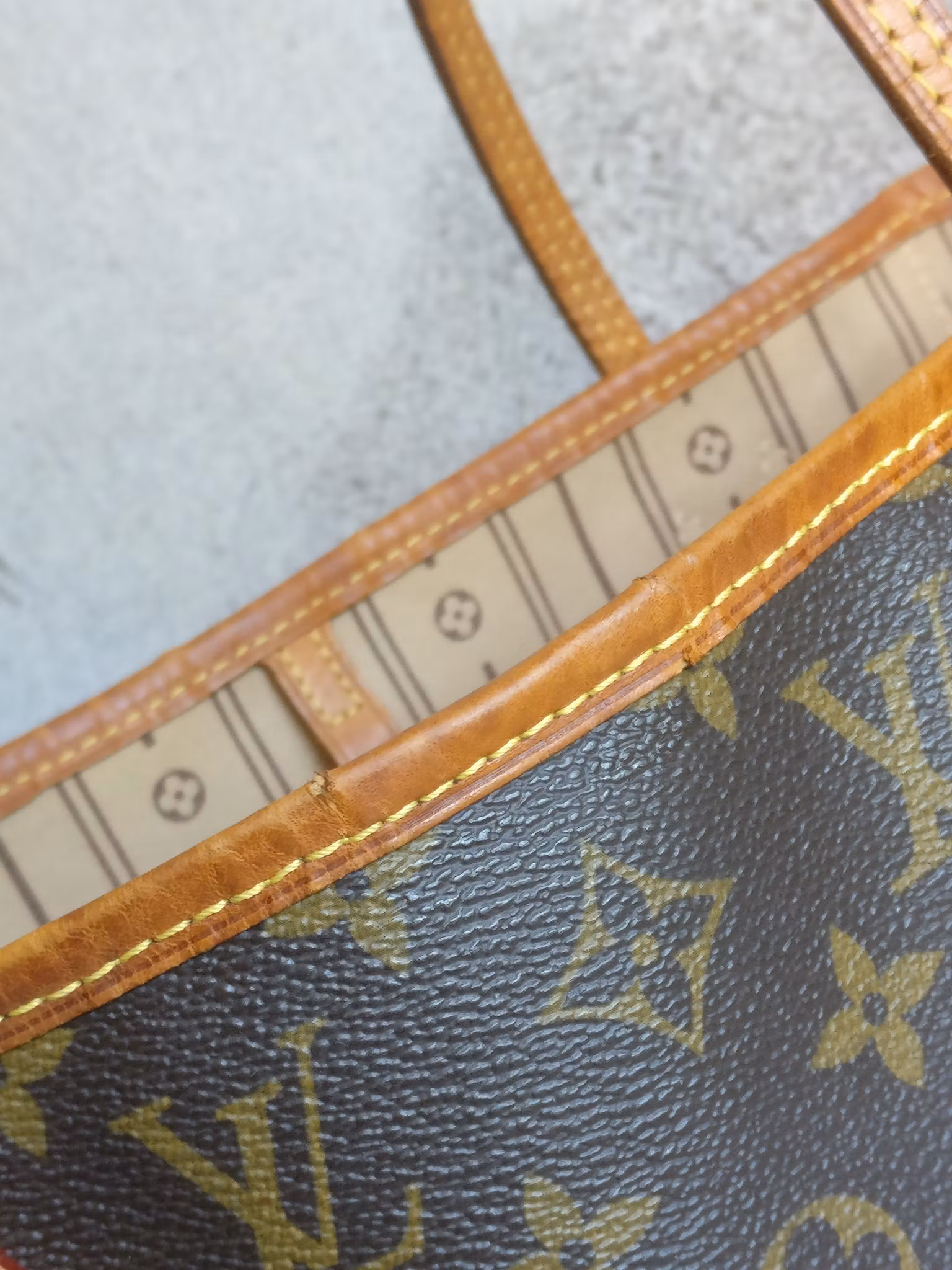 Louis Vuitton Neverfull MM