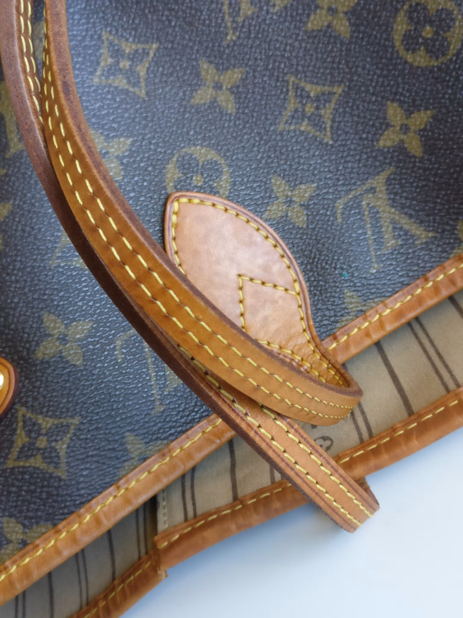 Louis Vuitton Neverfull MM