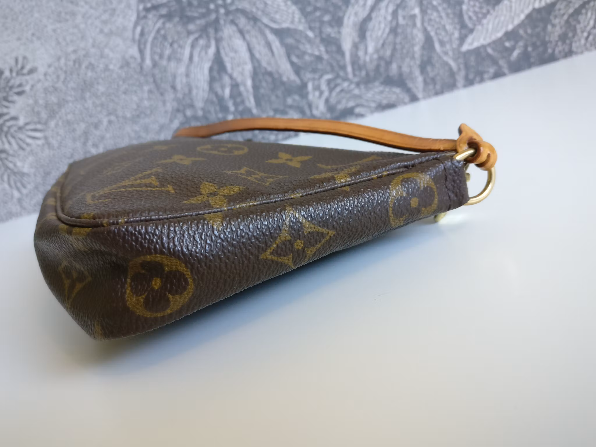 Louis Vuitton Pochette Accessoires