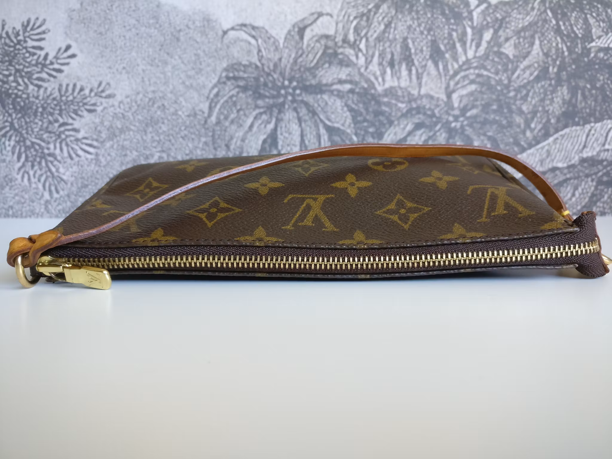 Louis Vuitton Pochette Accessoires