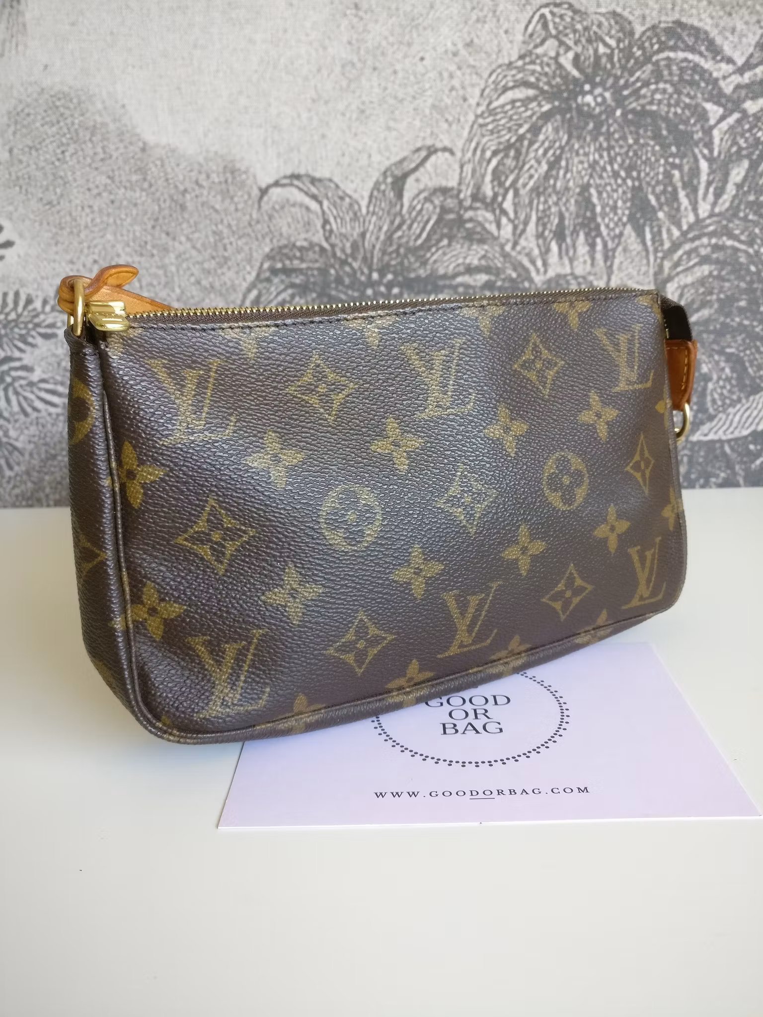 Louis Vuitton Pochette Accessoires