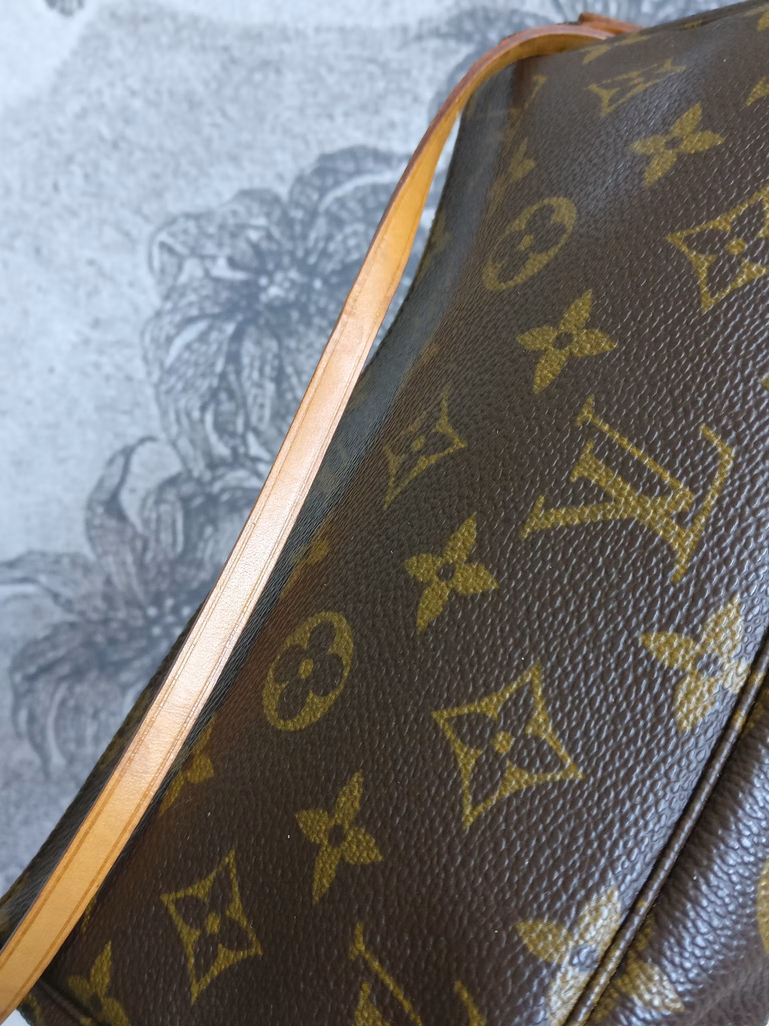 Louis Vuitton Pochette Accessoires