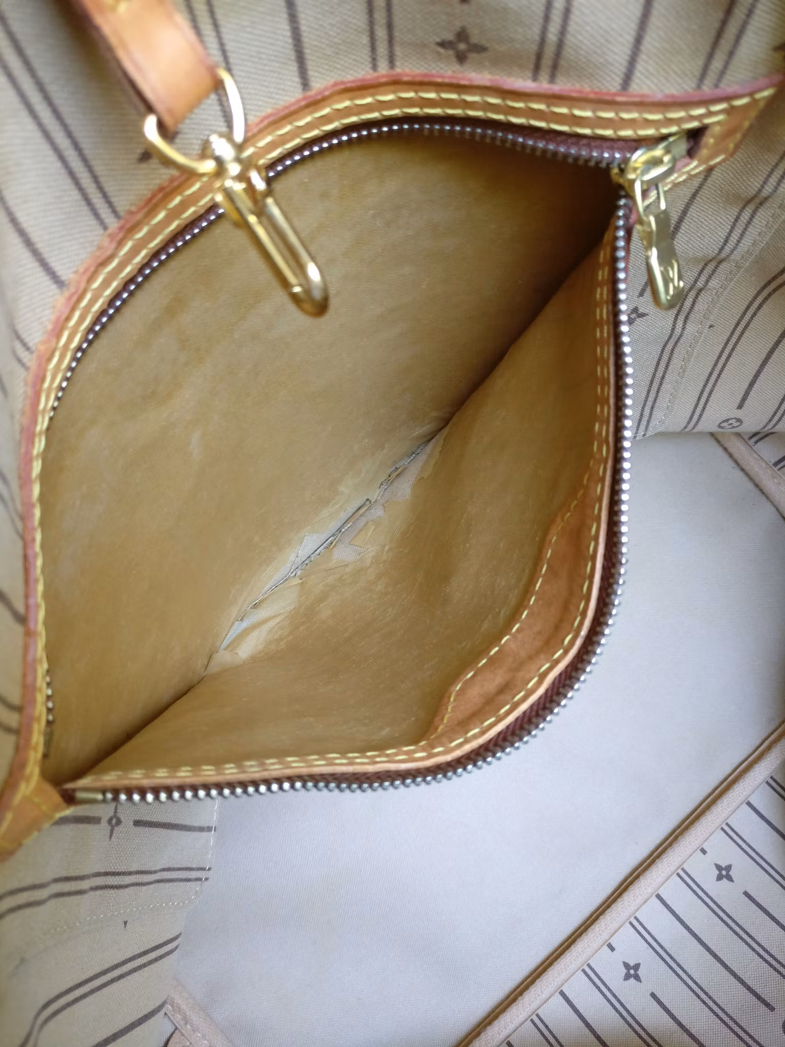 Louis Vuitton Neverfull MM