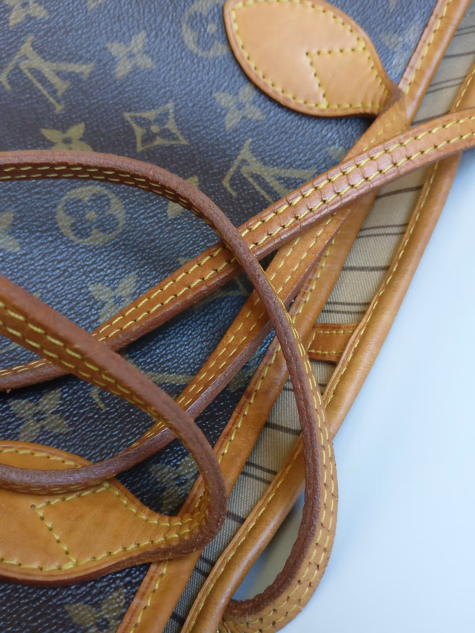 Louis Vuitton Neverfull MM