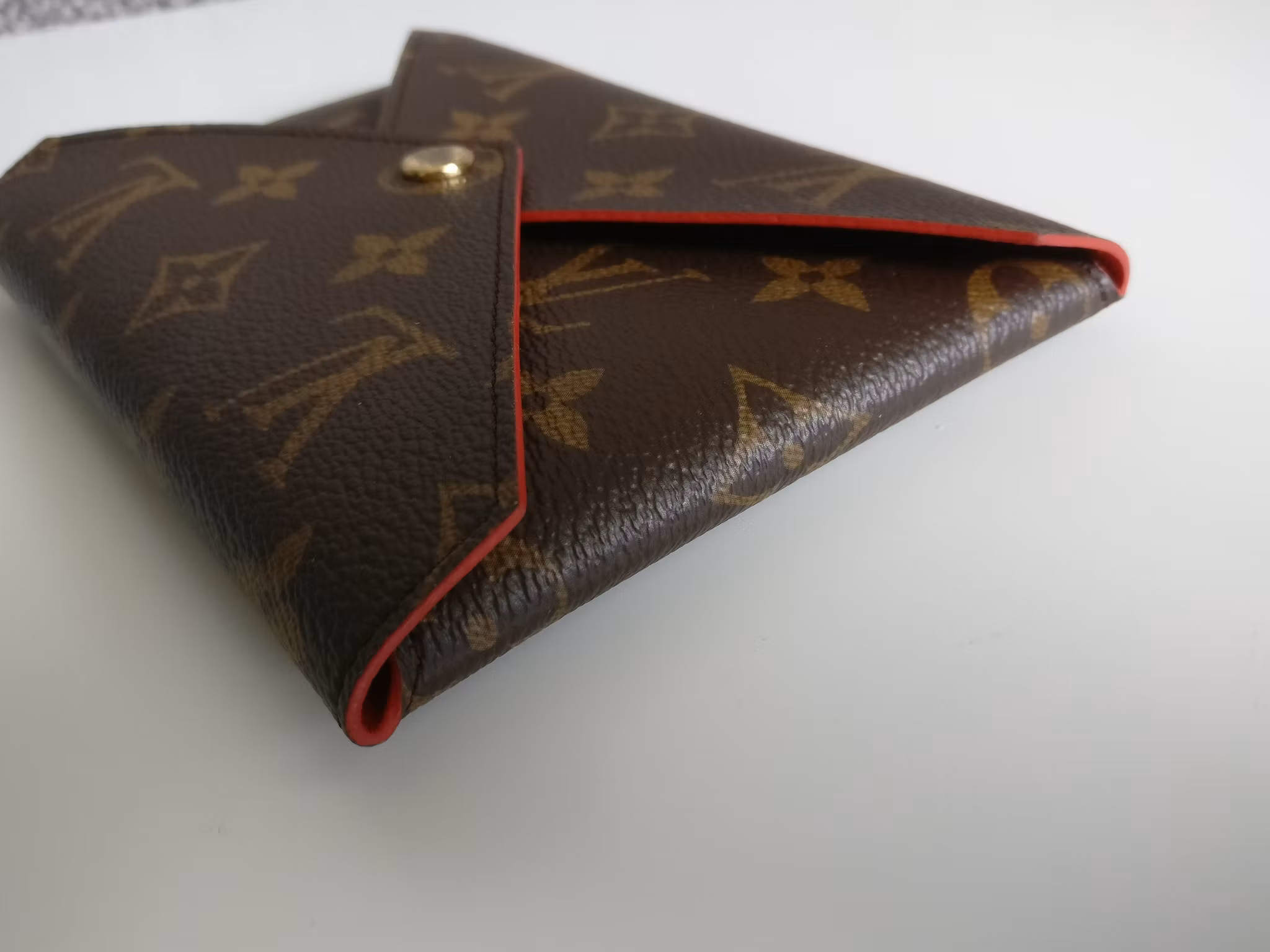 Louis Vuitton Kirigami M