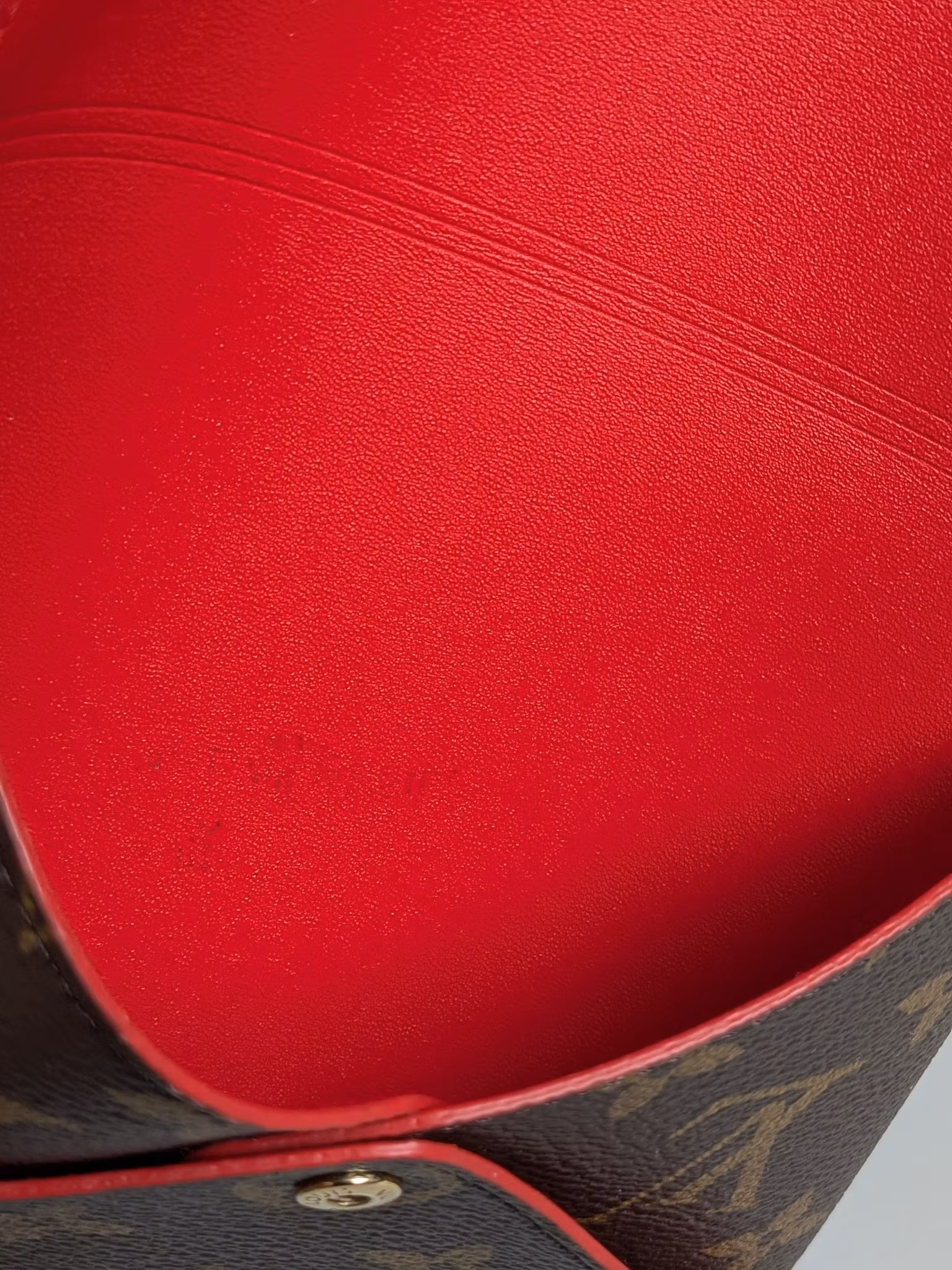 Louis Vuitton Kirigami M