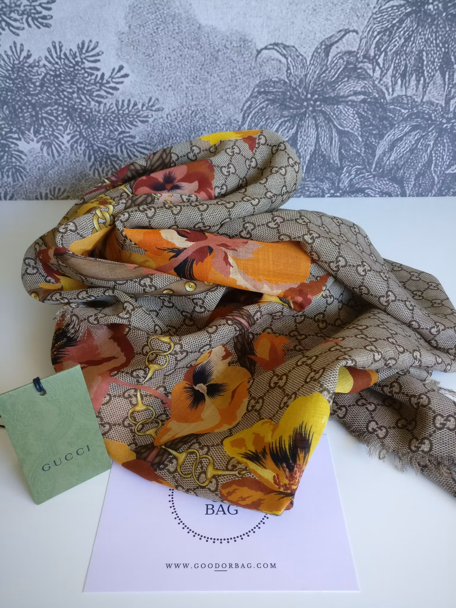Gucci GG Panshie Shawl
