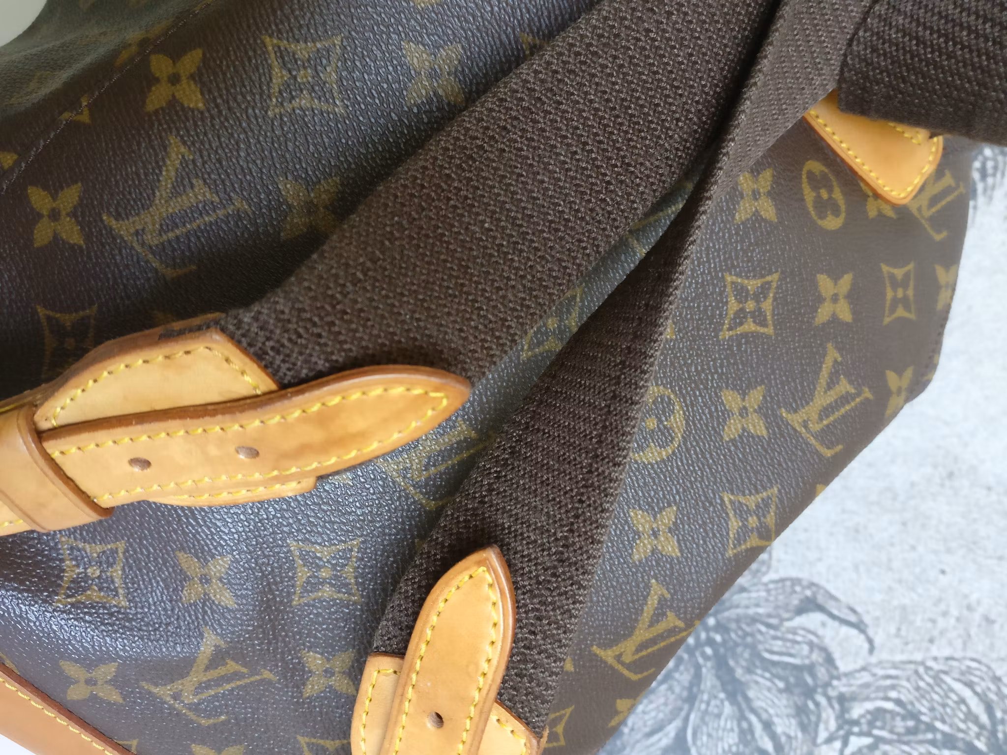 Louis Vuitton Montsouris GM
