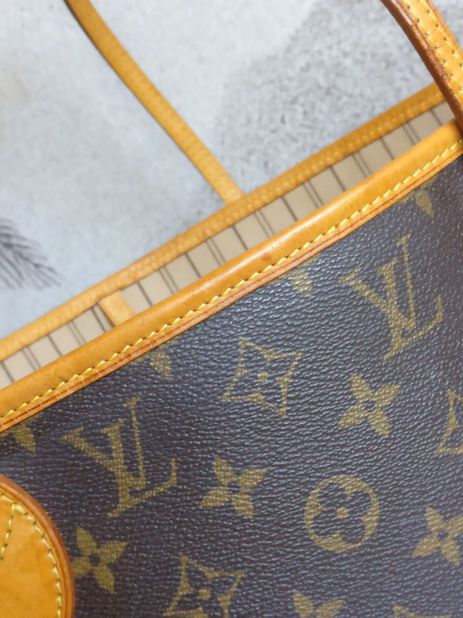Louis Vuitton Neverfull MM