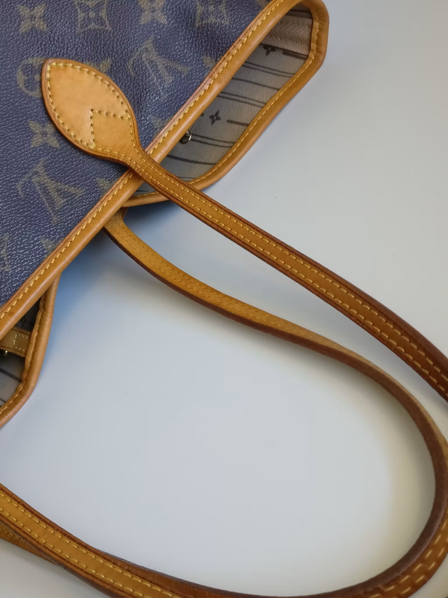 Louis Vuitton Neverfull MM