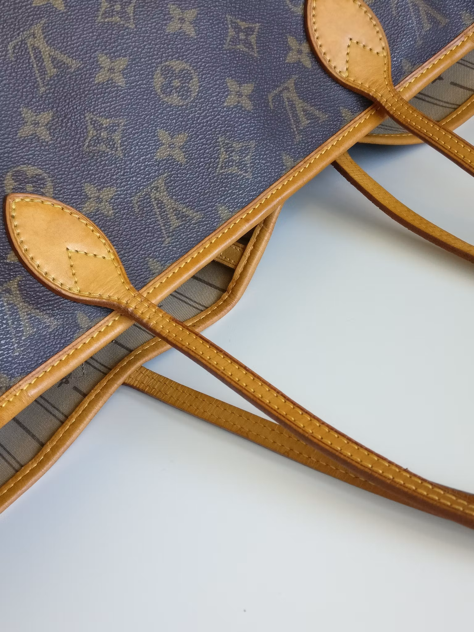 Louis Vuitton Neverfull MM