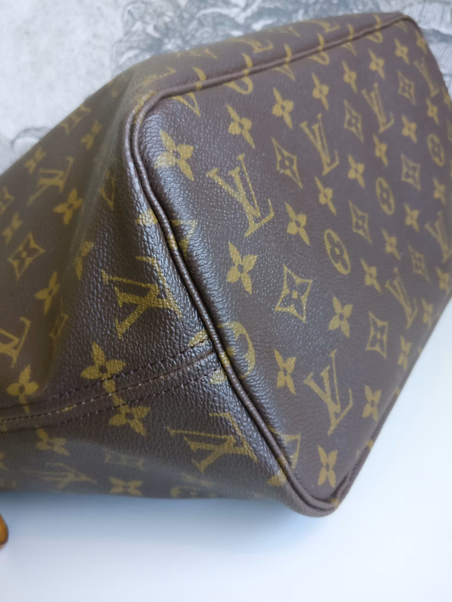 Louis Vuitton Neverfull MM