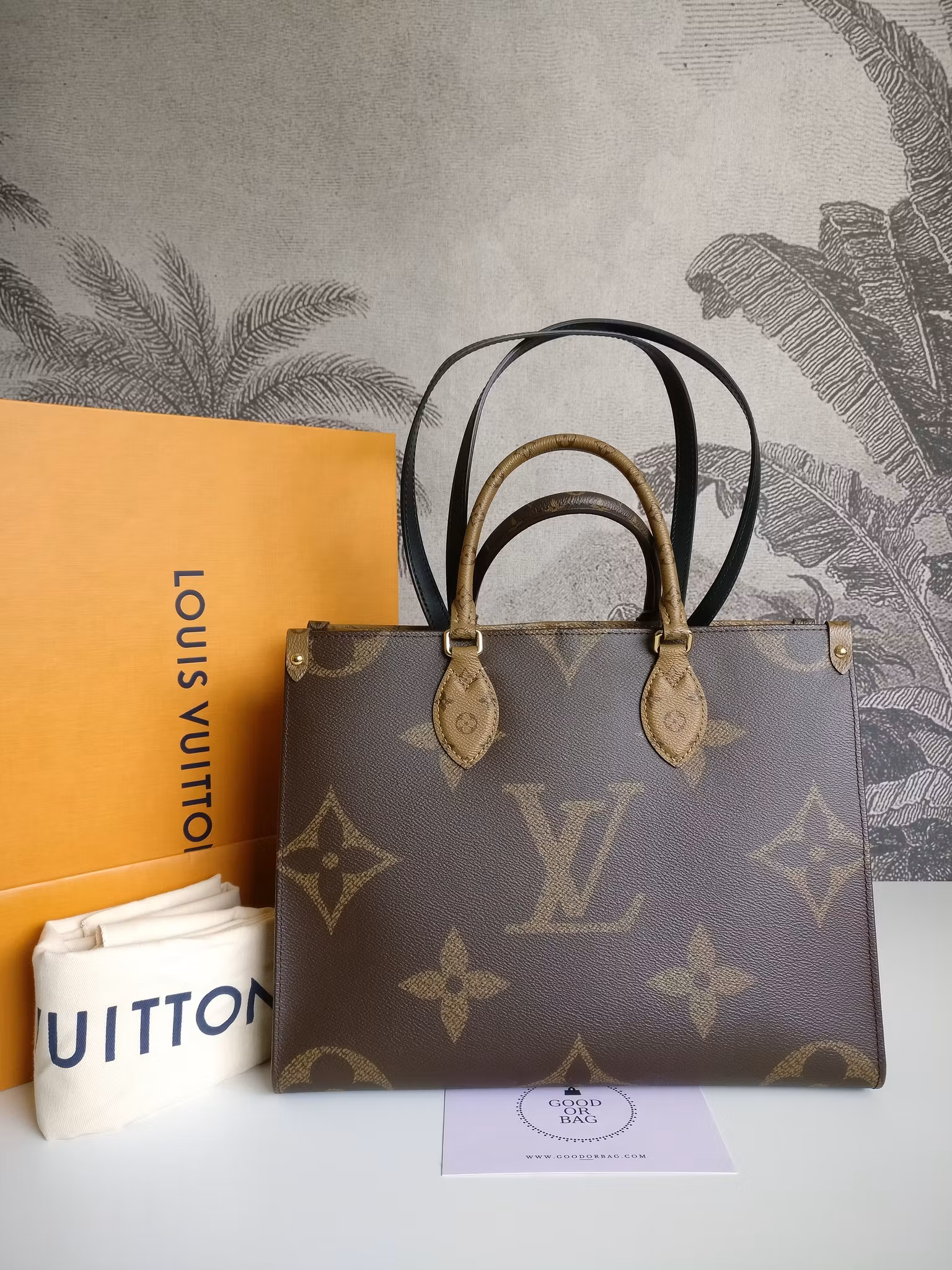 Louis Vuitton OnTheGo MM