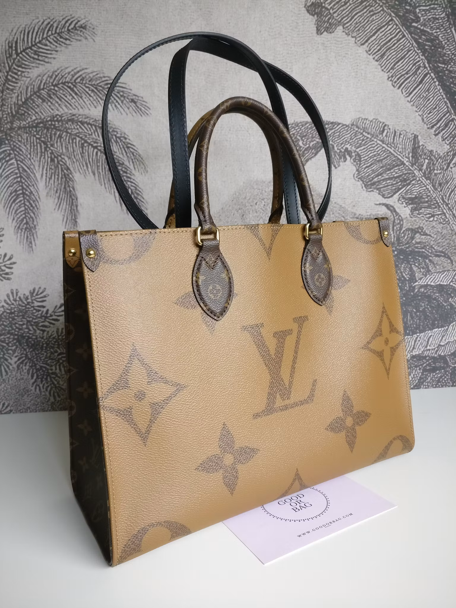 Louis Vuitton OnTheGo MM