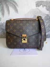 Louis Vuitton Pochette Metis