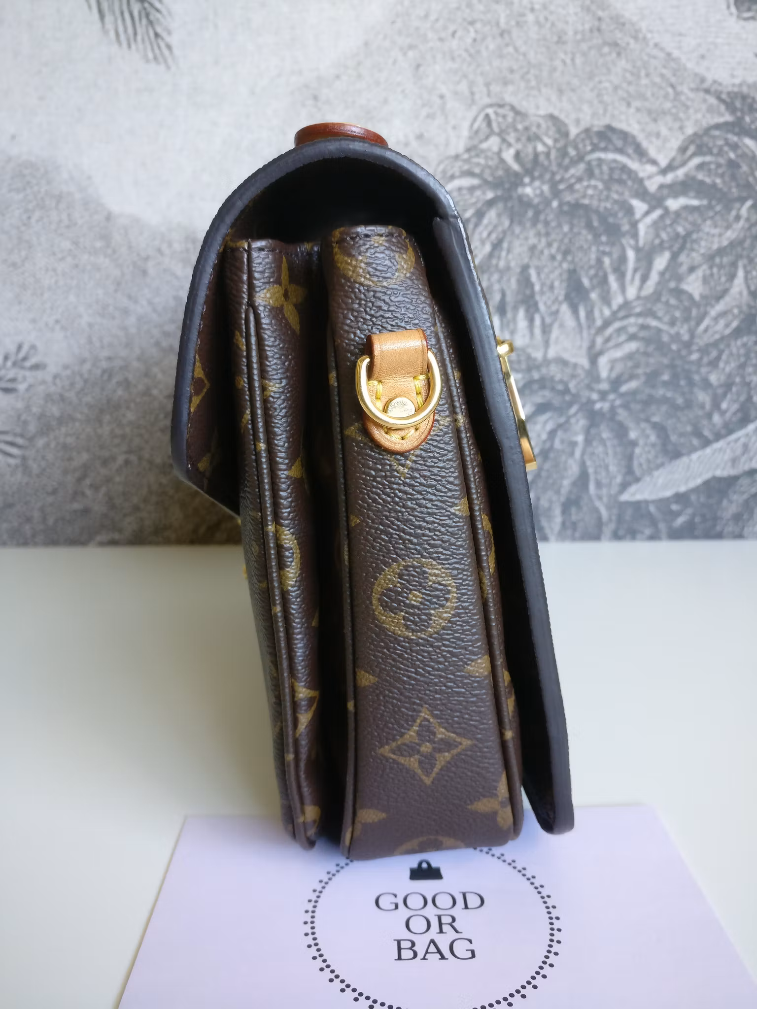 Louis Vuitton Pochette Metis
