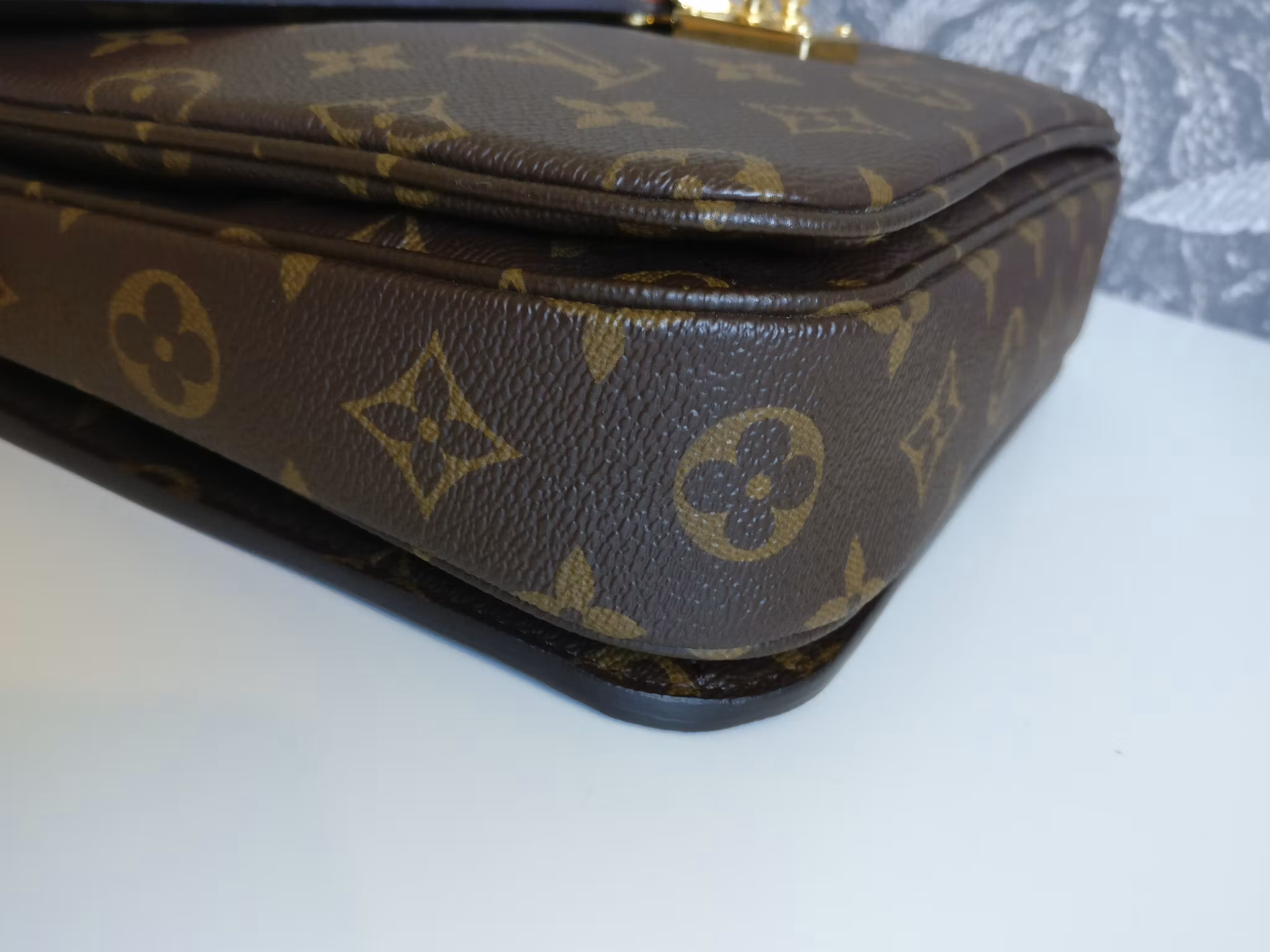 Louis Vuitton Pochette Metis