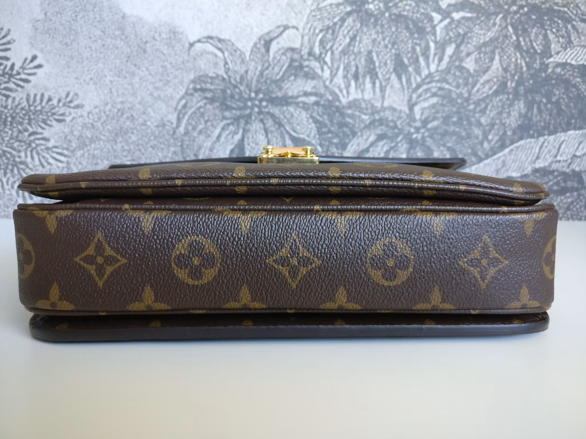 Louis Vuitton Pochette Metis