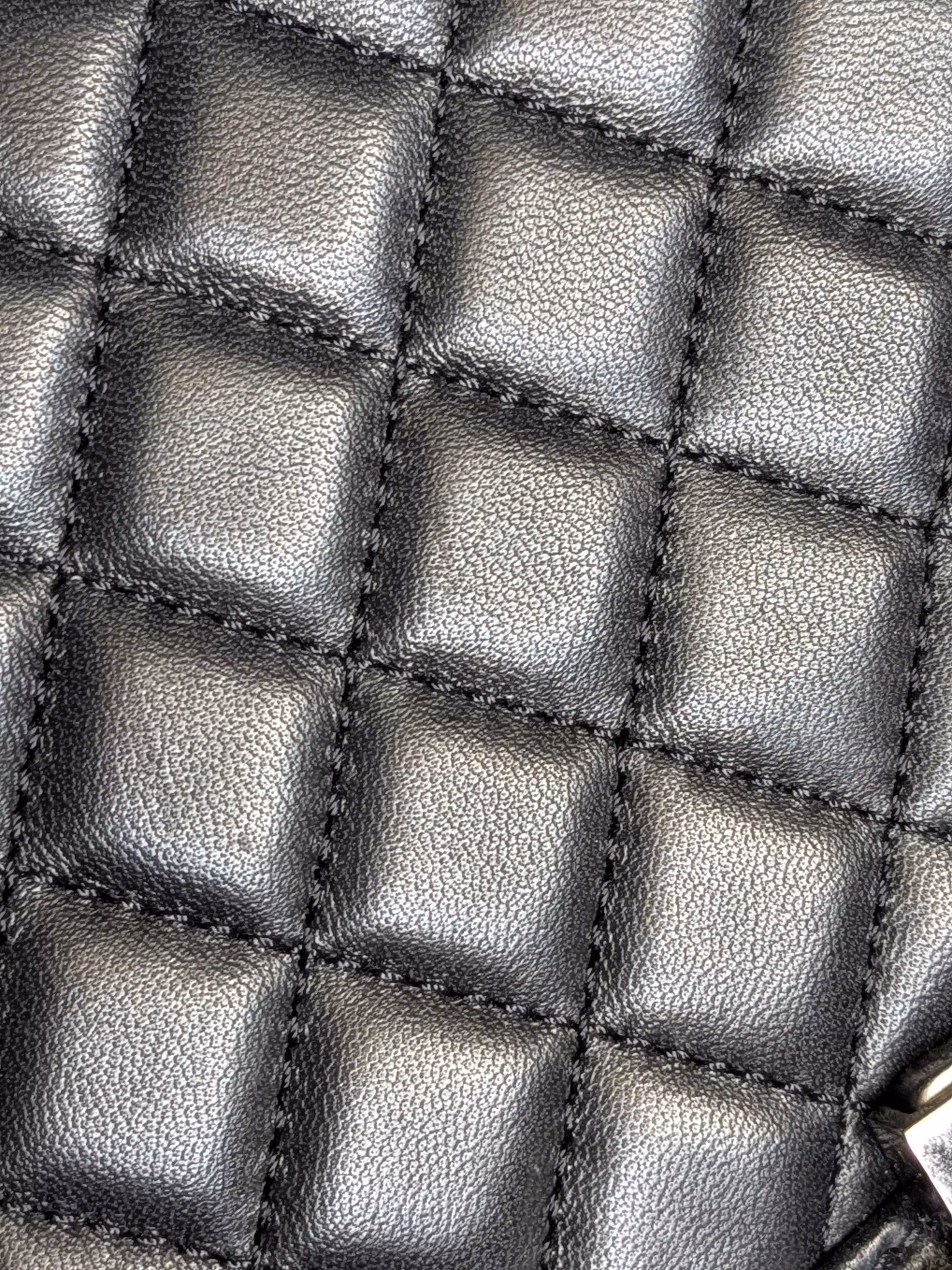 Chanel Boy bag Medium lambskin