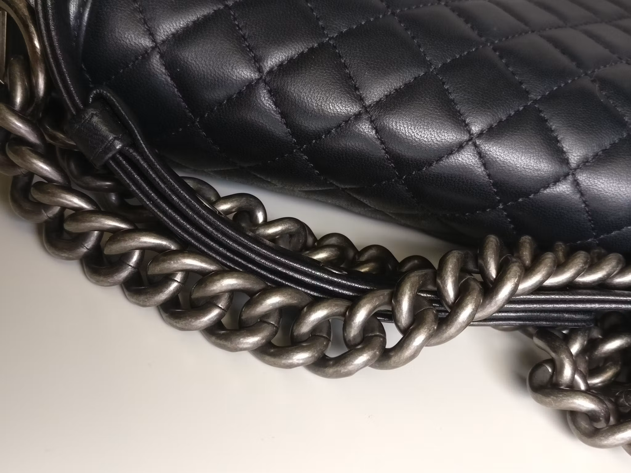 Chanel Boy bag Medium lambskin