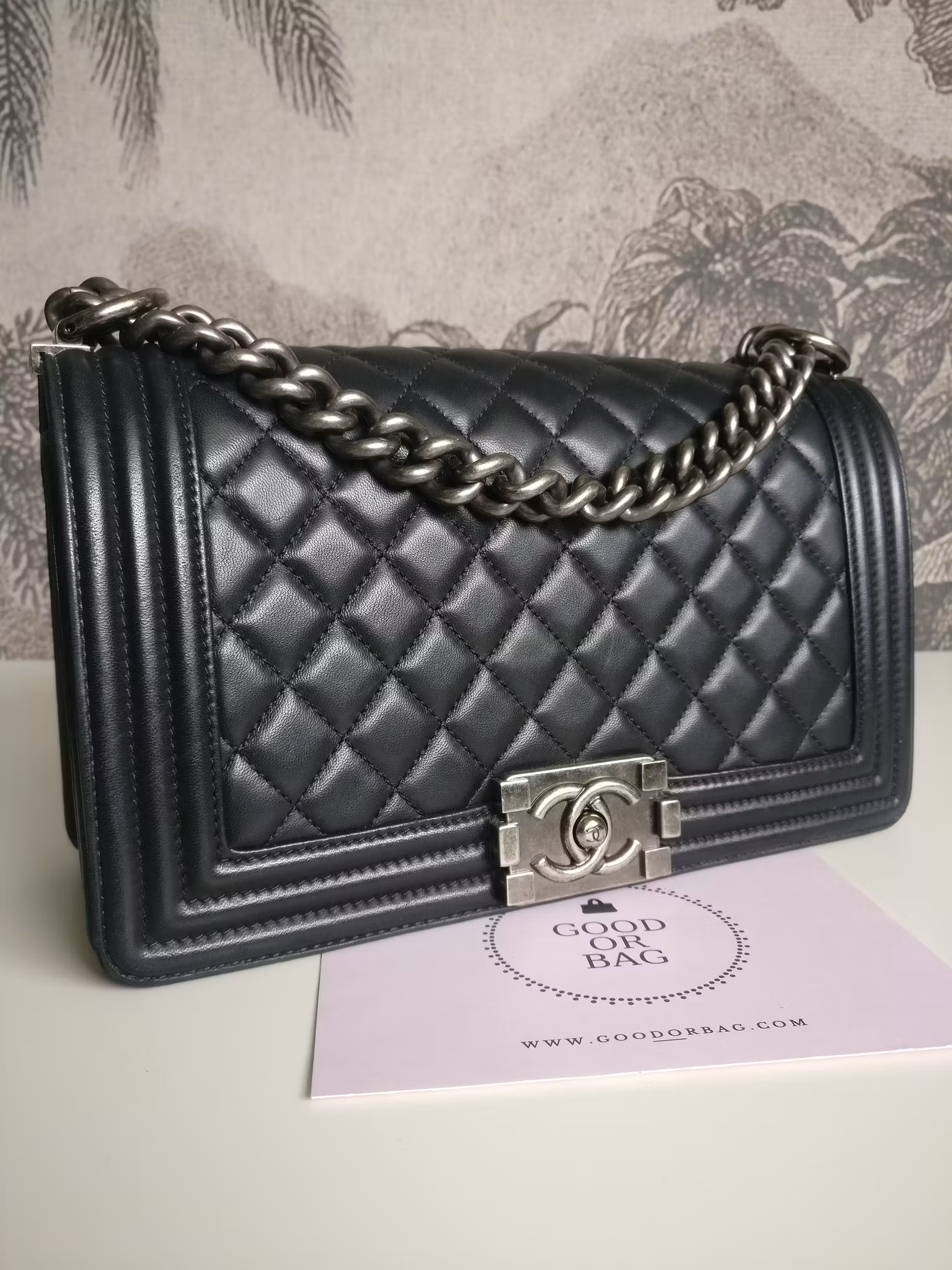 Chanel Boy bag Medium lambskin
