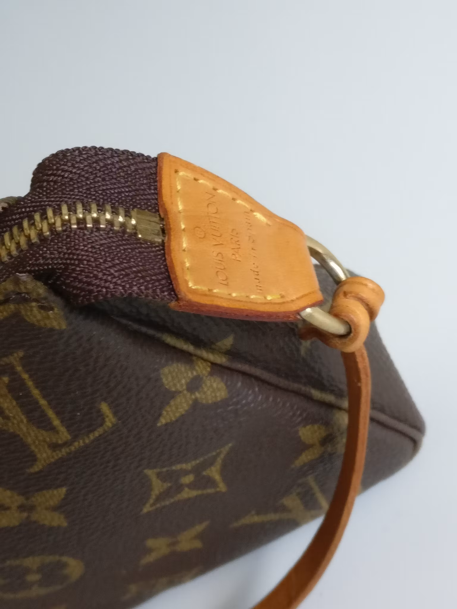 Louis Vuitton Pochette Accessoires