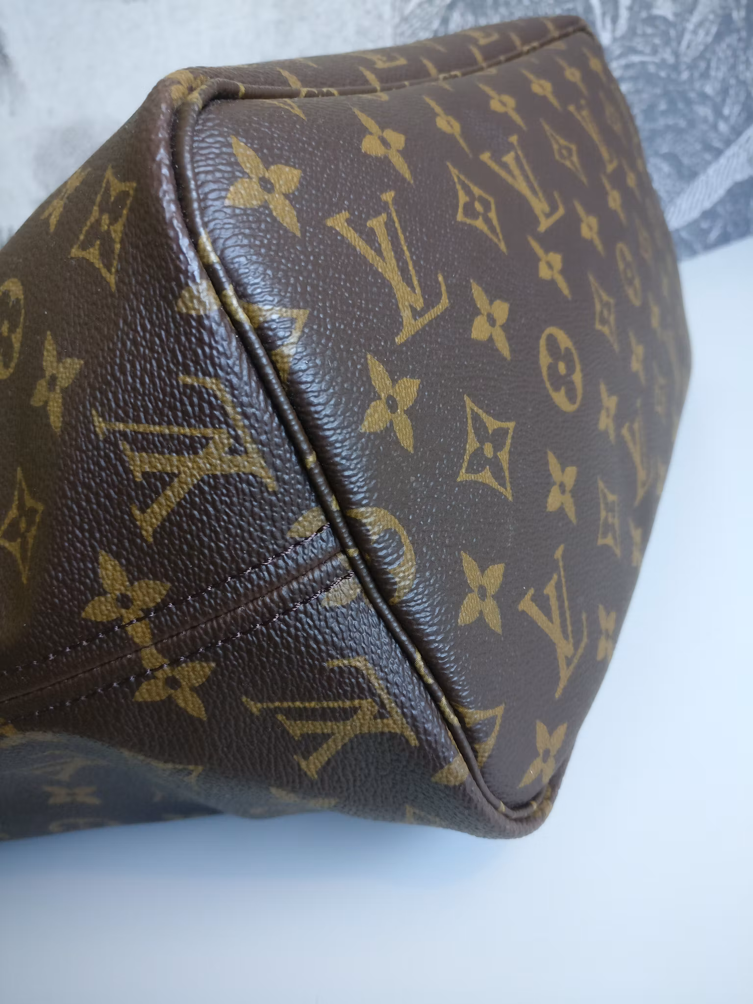 Louis Vuitton Neverfull MM