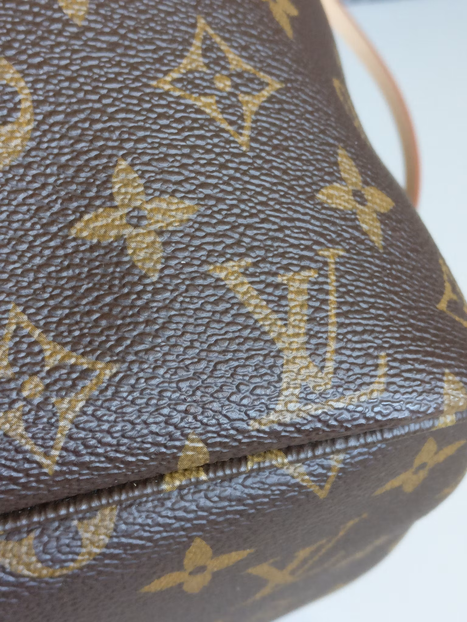 Louis Vuitton Neverfull MM